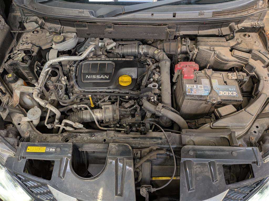 <p>2016 NISSAN X-TRAIL VISIA DCI</p>