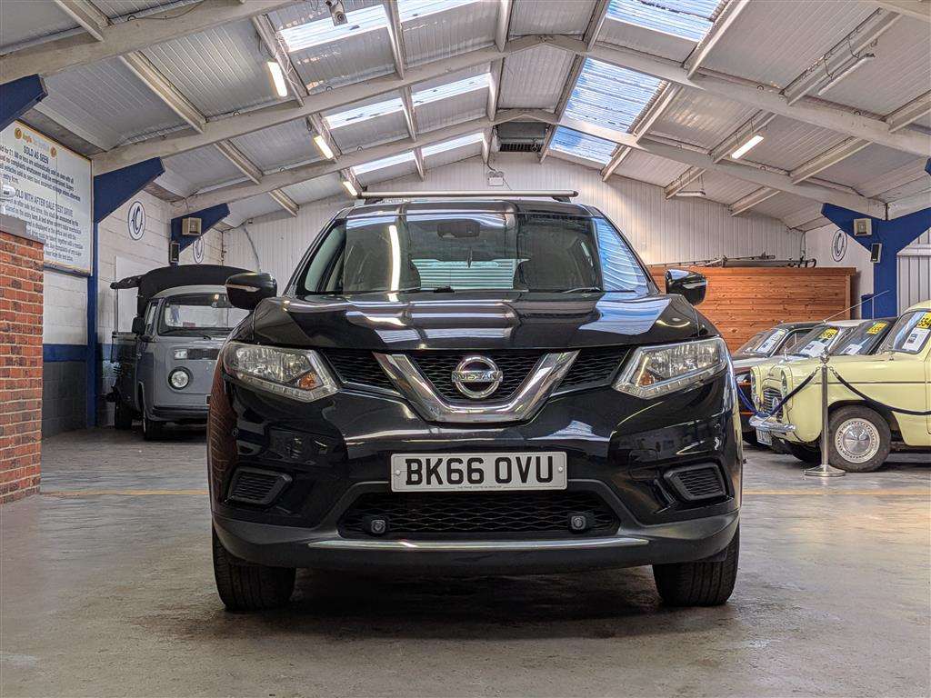 <p>2016 NISSAN X-TRAIL VISIA DCI</p>