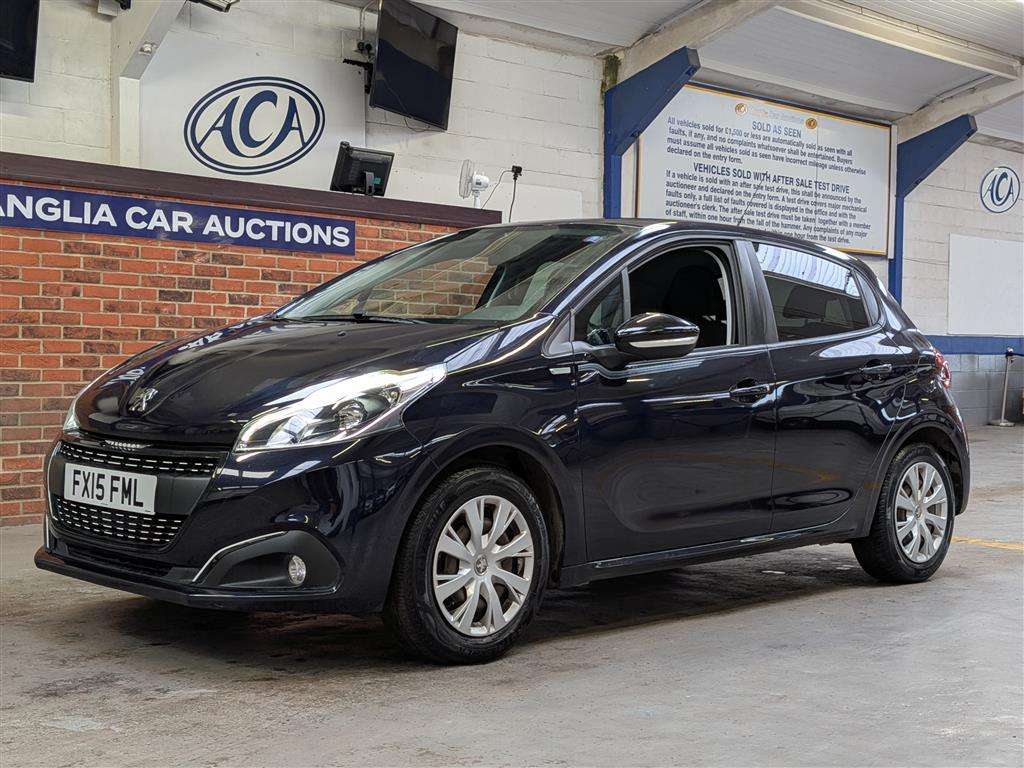 <p>2015 PEUGEOT 208</p>