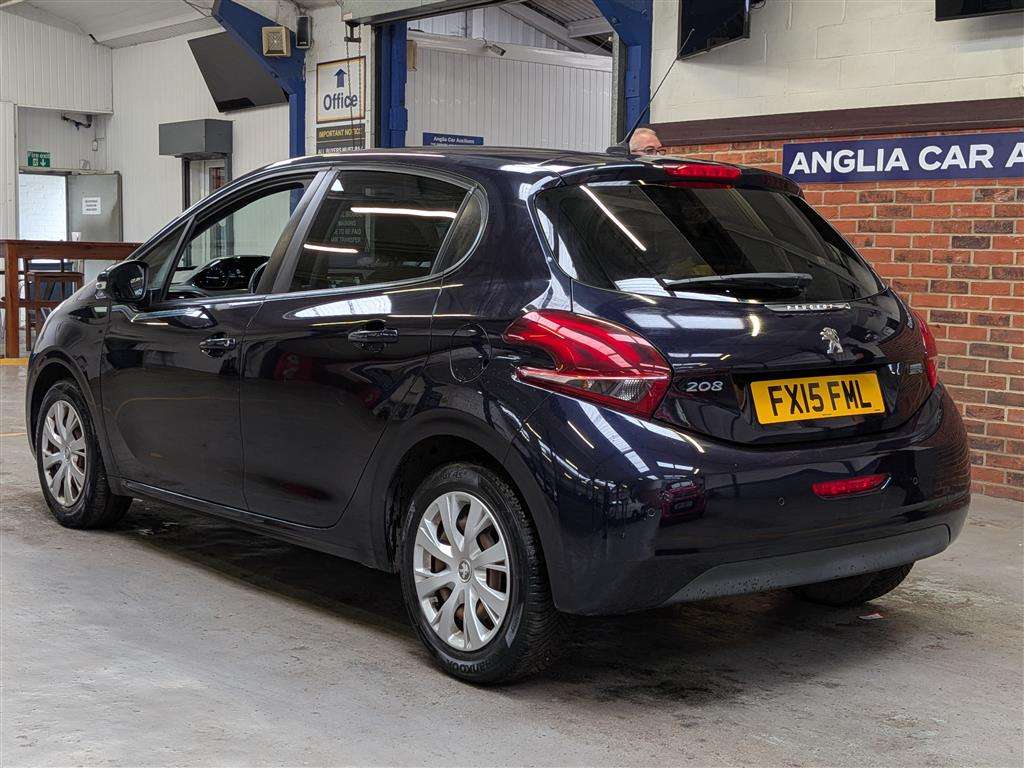 <p>2015 PEUGEOT 208</p>