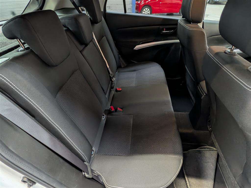 <p>2017 SUZUKI SX4 S-CROSS SZ-T B-JET AL</p>