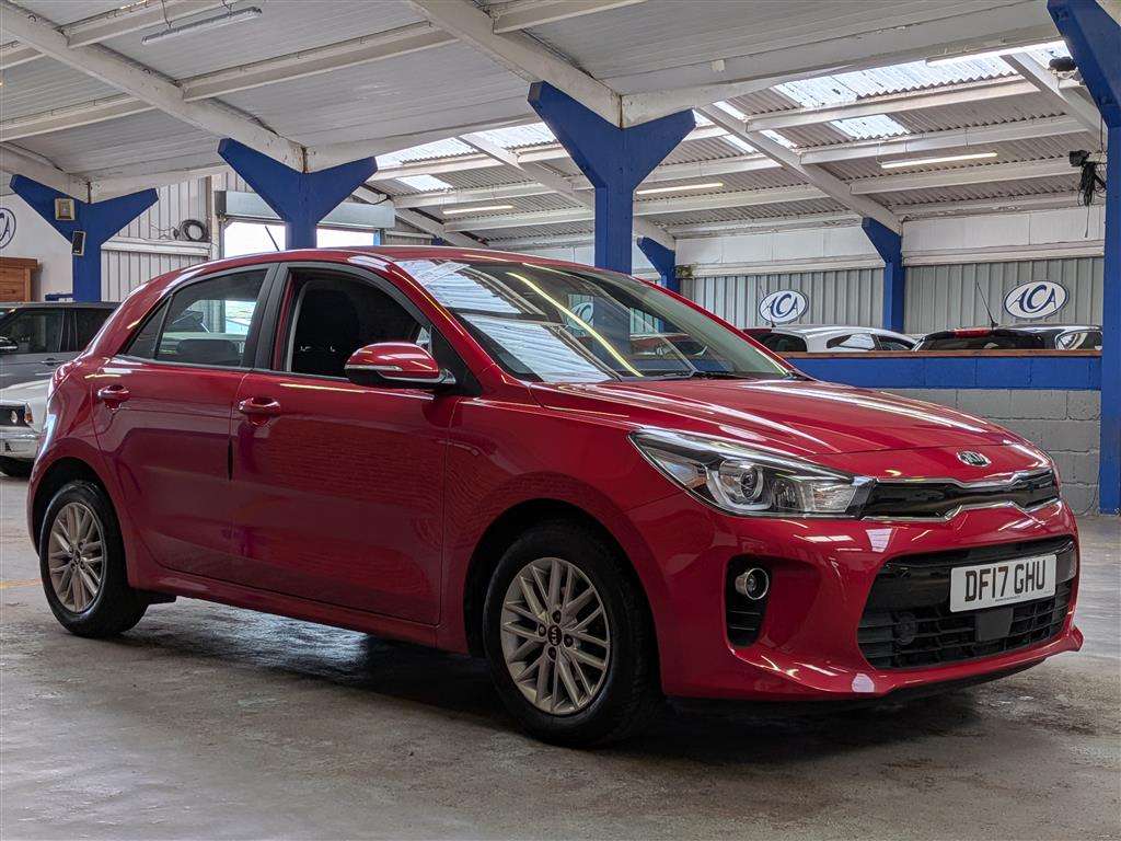 <p>2017 KIA RIO 2</p>