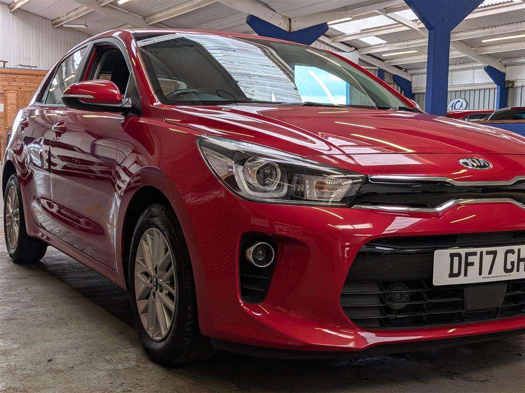 <p>2017 KIA RIO 2</p>