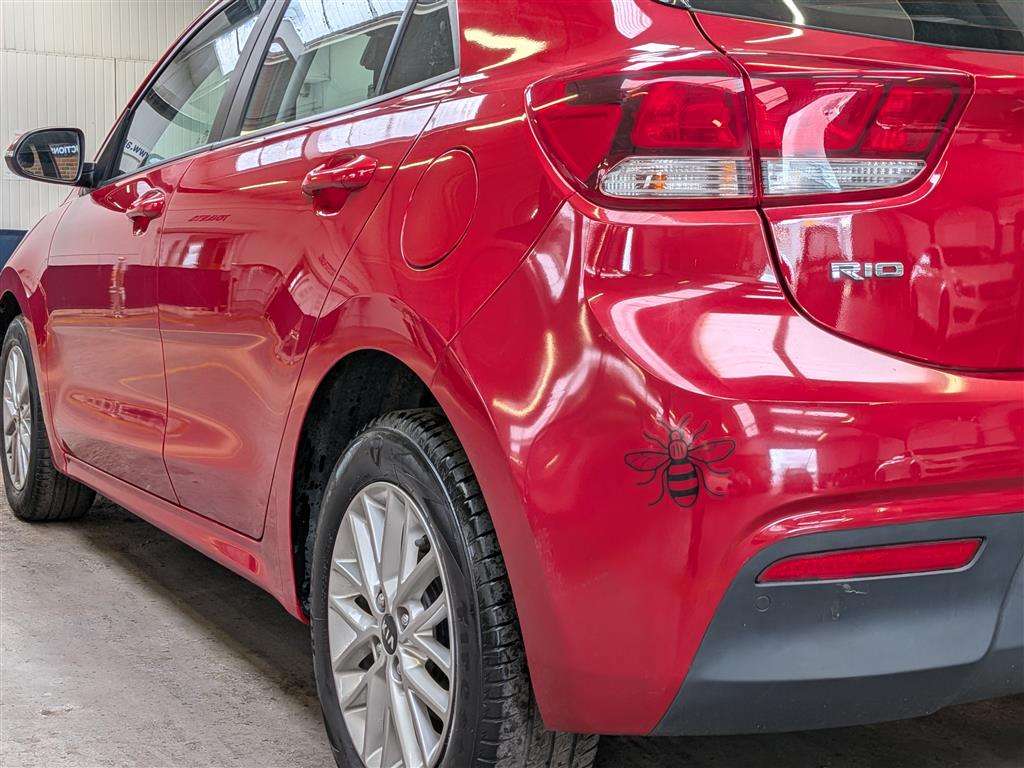 <p>2017 KIA RIO 2</p>