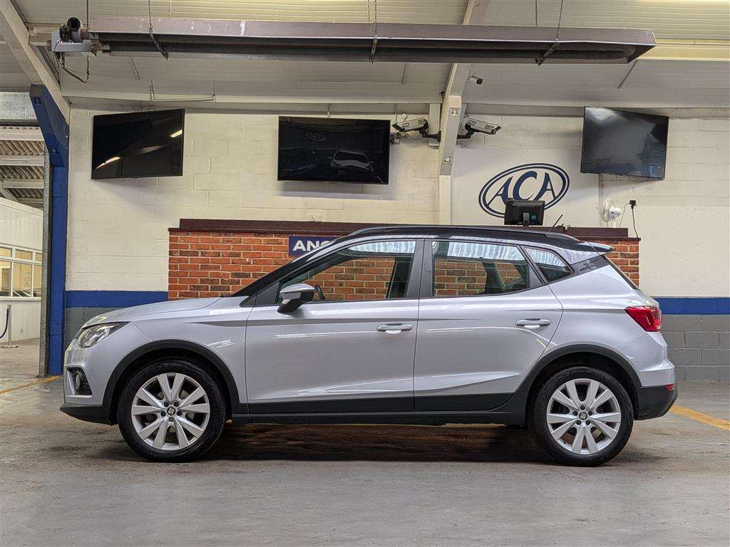 <p>2019 SEAT ARONA SE TECHNOLOGY TSI</p>
