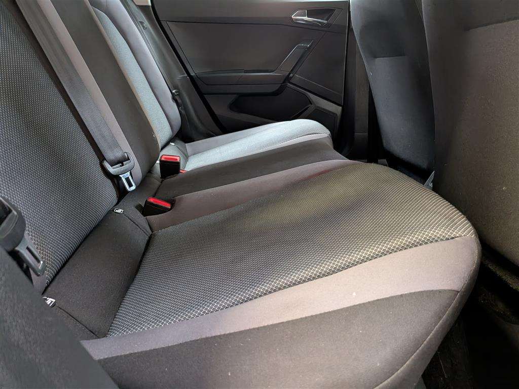 <p>2019 SEAT ARONA SE TECHNOLOGY TSI</p>