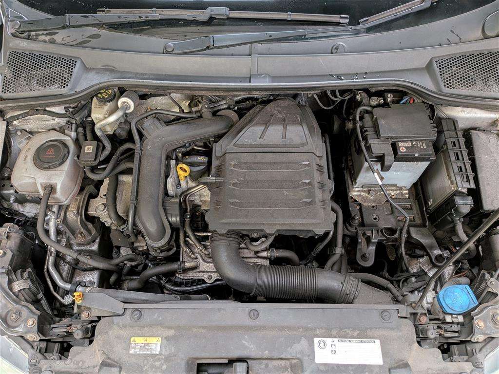 <p>2019 SEAT ARONA SE TECHNOLOGY TSI</p>