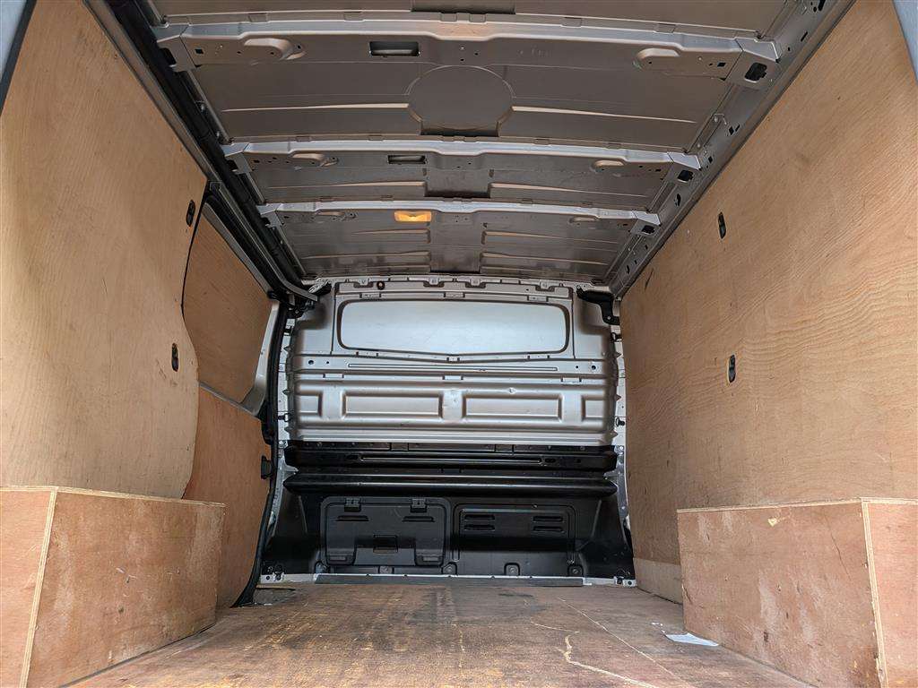 <p>2018 VAUXHALL VIVARO 2900 SPORTIVE CDTI</p>