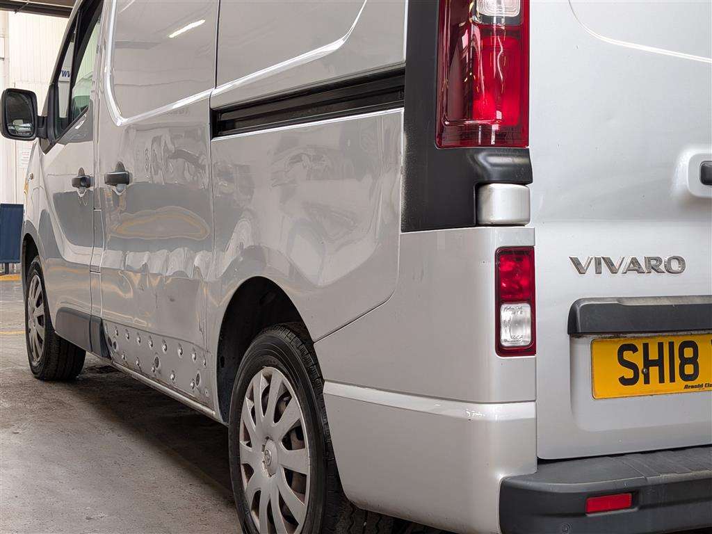 <p>2018 VAUXHALL VIVARO 2900 SPORTIVE CDTI</p>