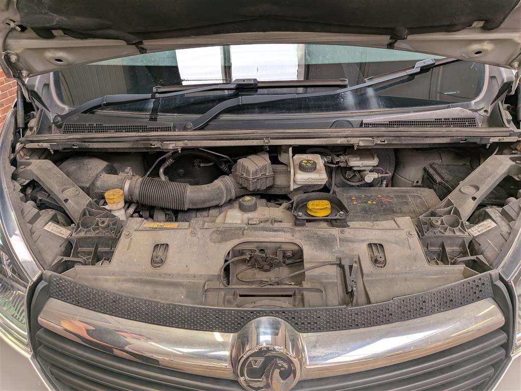 <p>2018 VAUXHALL VIVARO 2900 SPORTIVE CDTI</p>