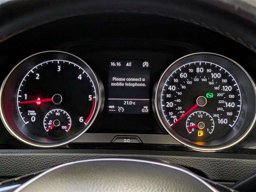 <p>2013 VOLKSWAGEN GOLF GT BLUEMOTION TEC TD</p>