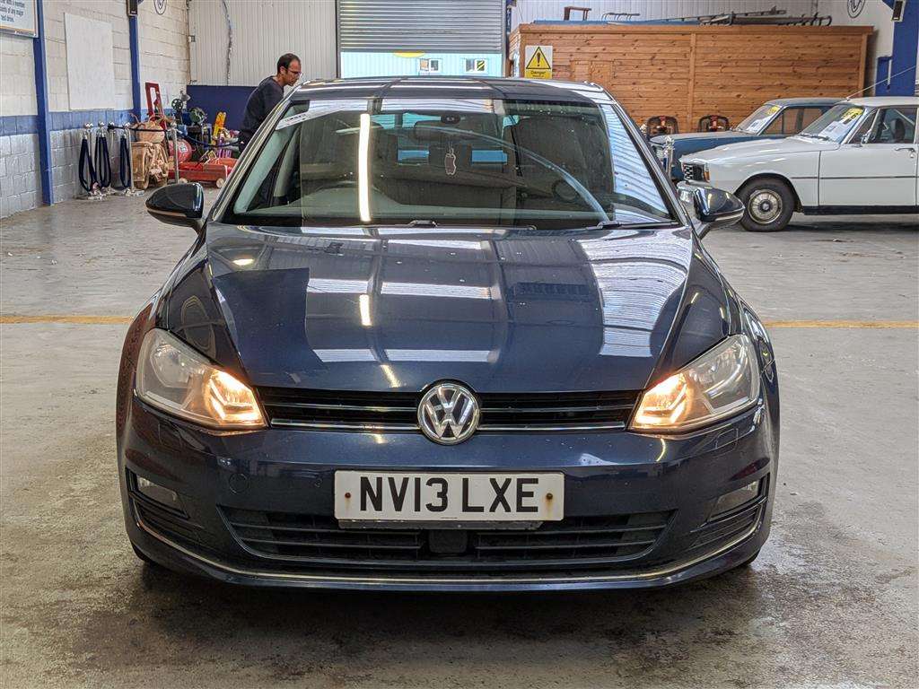 <p>2013 VOLKSWAGEN GOLF GT BLUEMOTION TEC TD</p>
