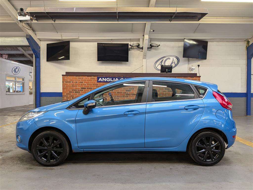 <p>2010 FORD FIESTA ZETEC 95</p>