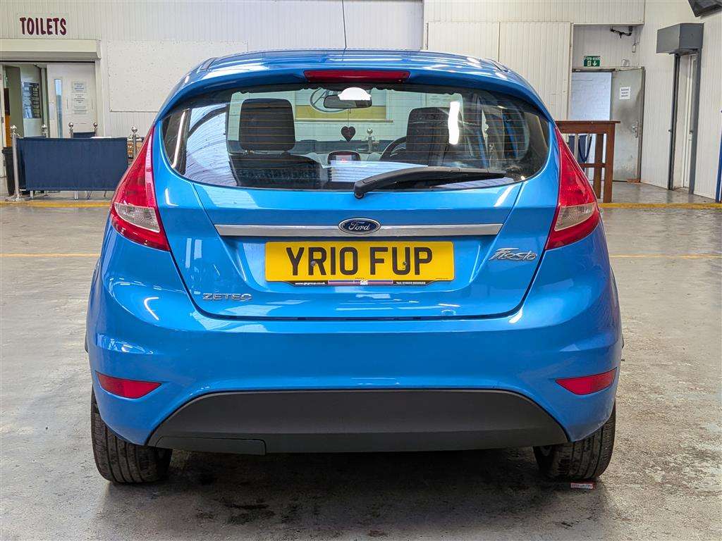 <p>2010 FORD FIESTA ZETEC 95</p>