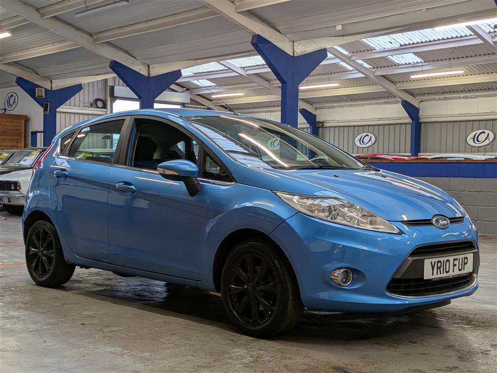<p>2010 FORD FIESTA ZETEC 95</p>