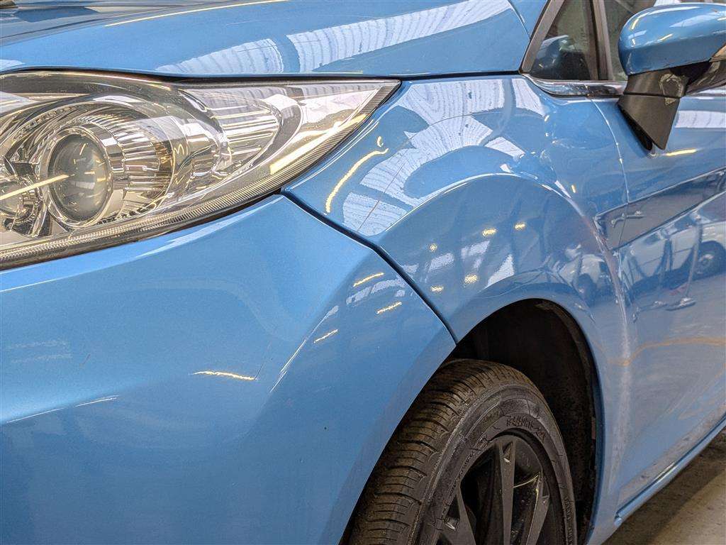 <p>2010 FORD FIESTA ZETEC 95</p>