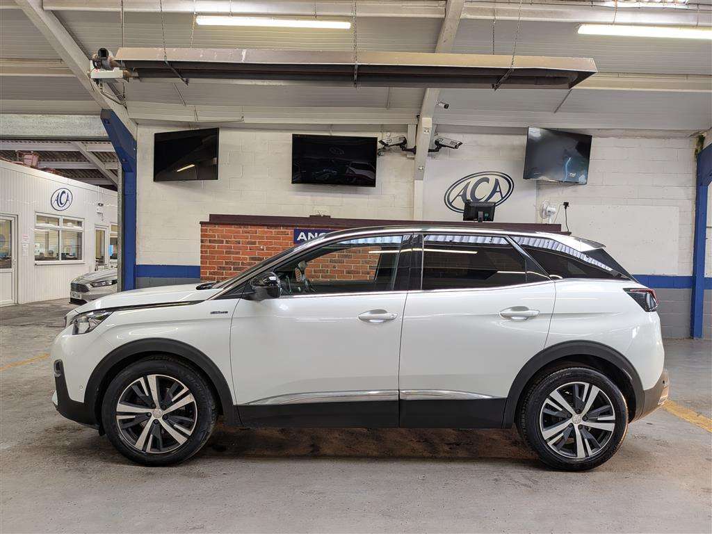 <p>2017 PEUGEOT 3008 GT LINE S/S</p>
