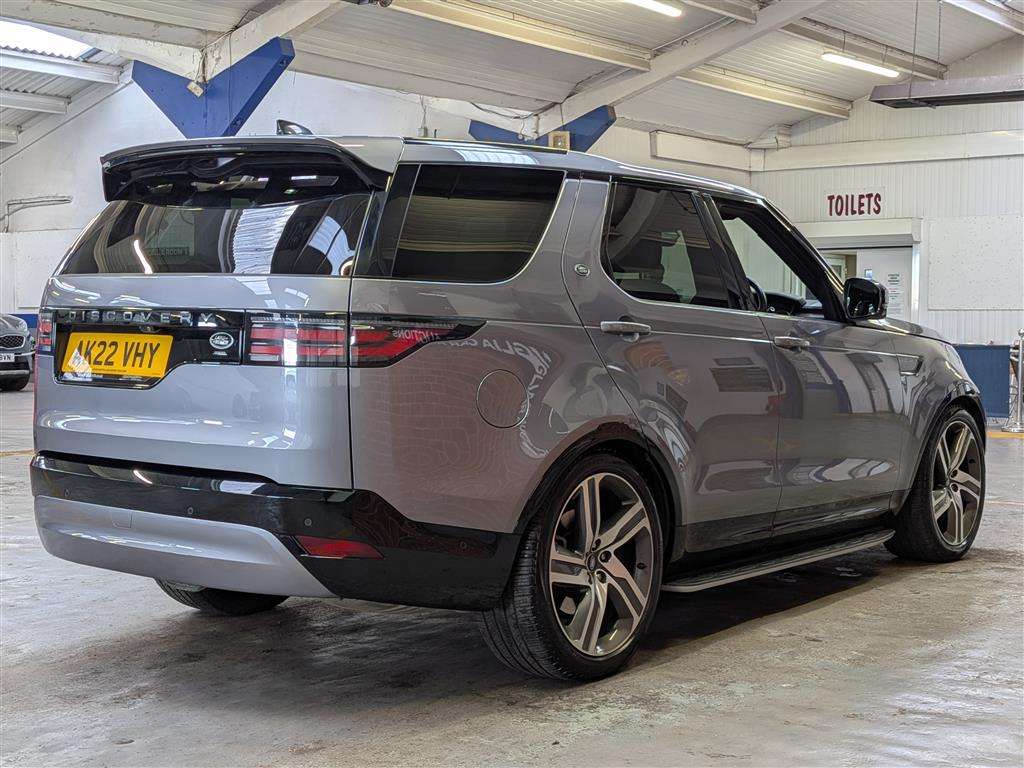 <p>2022 LAND ROVER DISCOVERY R-DYNAM HSE D M</p>