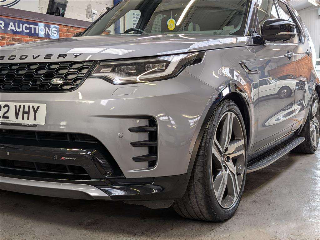 <p>2022 LAND ROVER DISCOVERY R-DYNAM HSE D M</p>