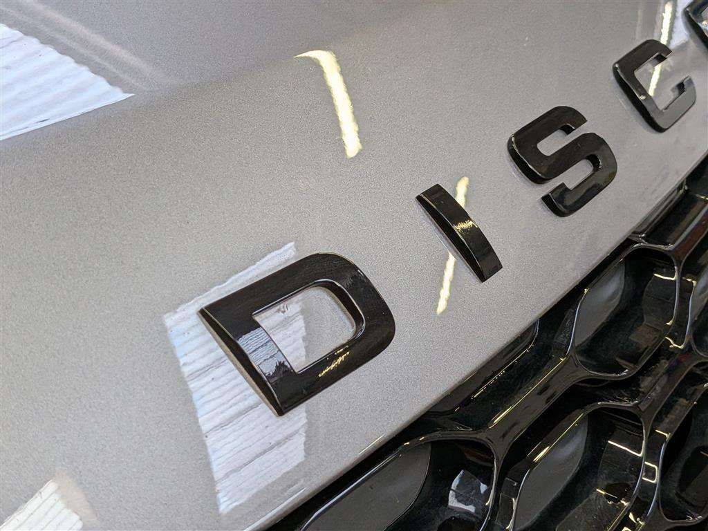 <p>2022 LAND ROVER DISCOVERY R-DYNAM HSE D M</p>