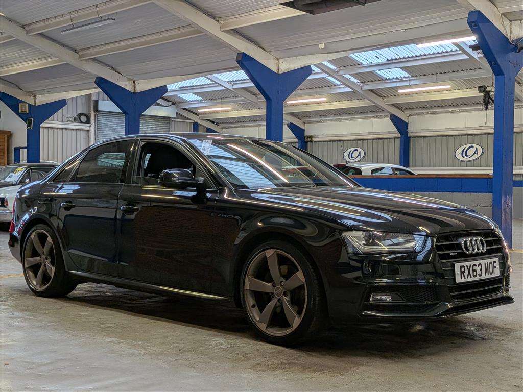 <p>2013 AUDI A4 S LINE BLACK ED TFSI Q</p>