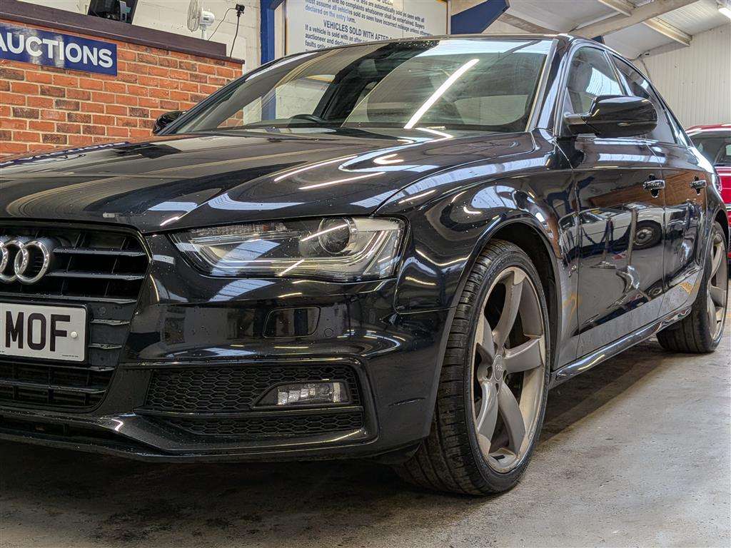 <p>2013 AUDI A4 S LINE BLACK ED TFSI Q</p>