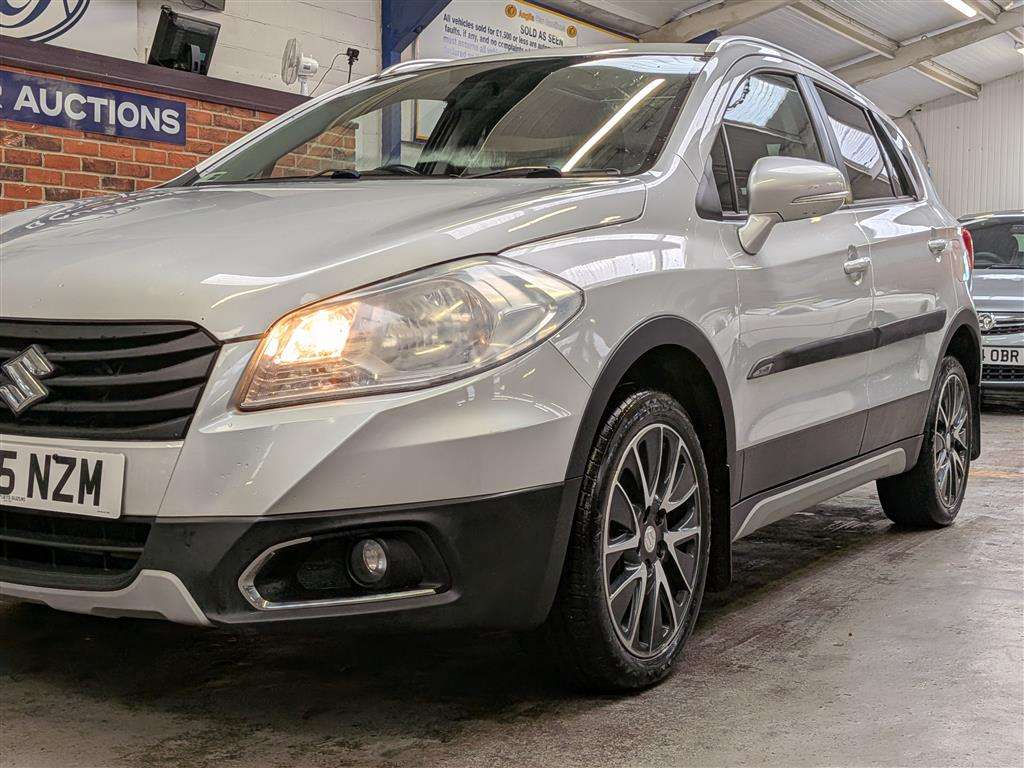 <p>2015 SUZUKI SX4 S-CROSS SZ-T ALLGRIP</p>