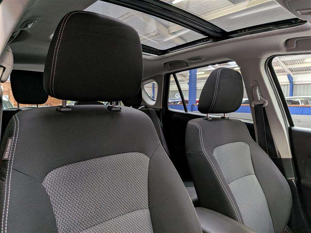 <p>2015 SUZUKI SX4 S-CROSS SZ-T ALLGRIP</p>