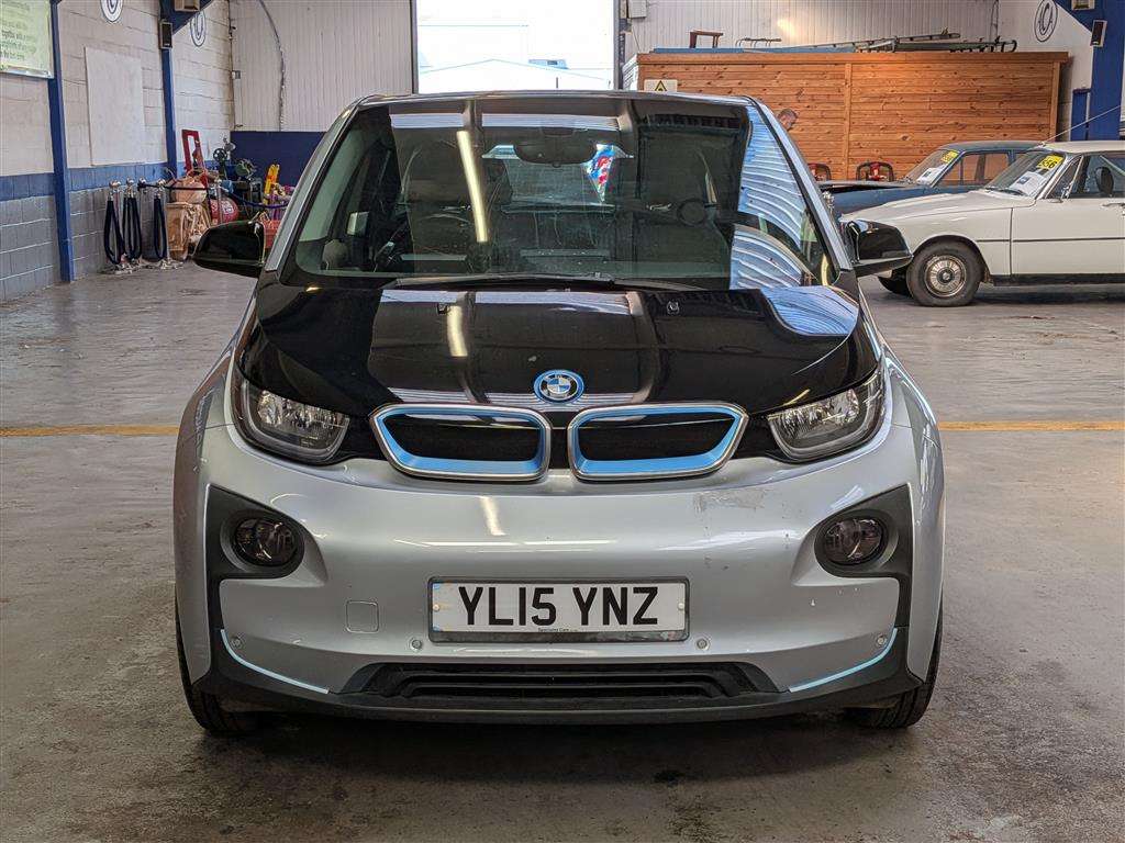 <p>2015 BMW I3</p>