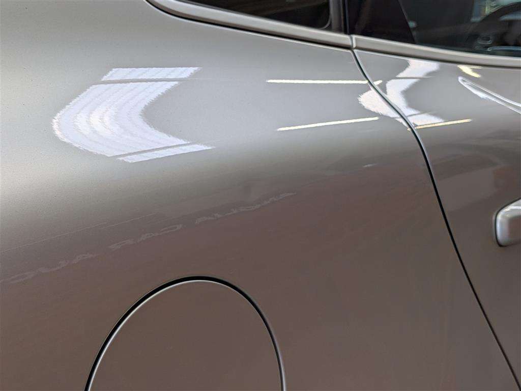 <p>2016 VOLVO V40 R-DESIGN D2</p>