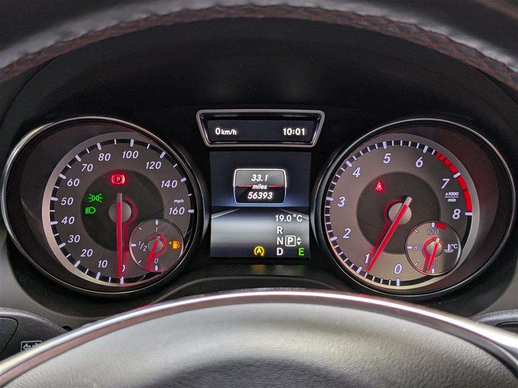<p>2015 MERCEDES-BENZ CLA180 AMG SPORT AUTO</p>