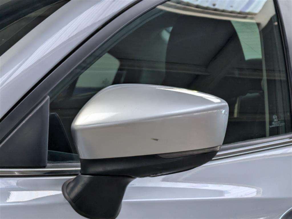 <p>2017 MAZDA 3 SE-L NAV</p>