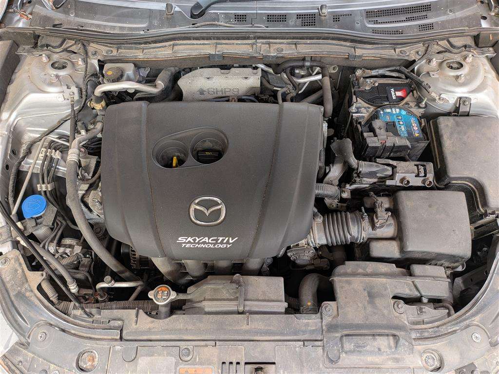 <p>2017 MAZDA 3 SE-L NAV</p>