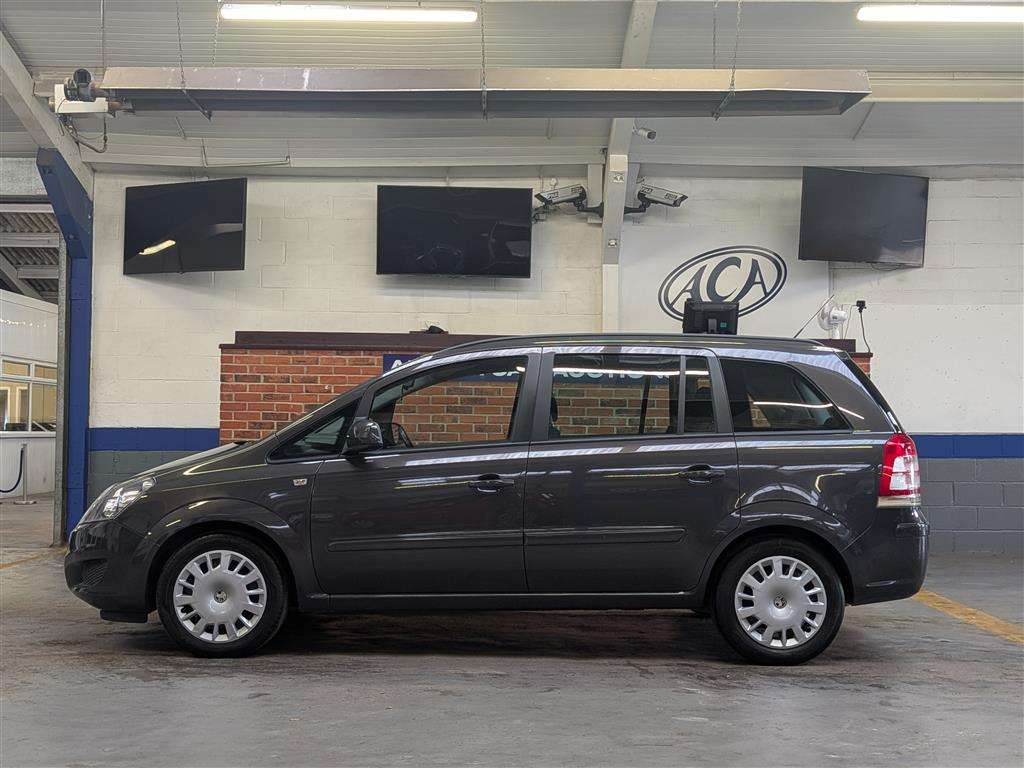 <p>2014 VAUXHALL ZAFIRA EXCLUSIV</p>