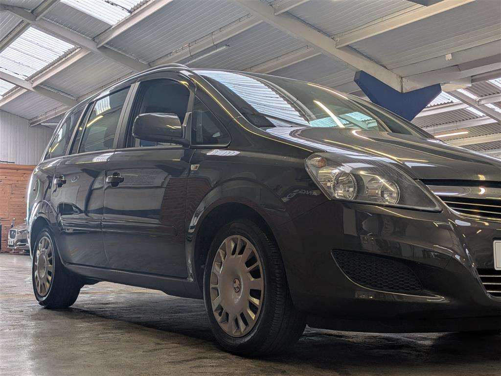 <p>2014 VAUXHALL ZAFIRA EXCLUSIV</p>