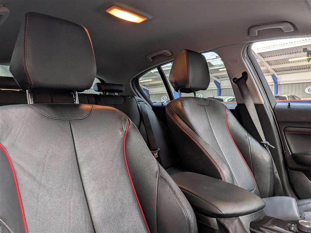 <p>2013 BMW 116D SPORT</p>