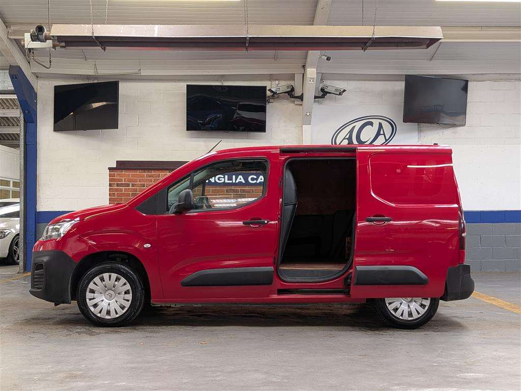 <p>2019 CITROEN BERLINGO 650 X BLUEHDI</p>