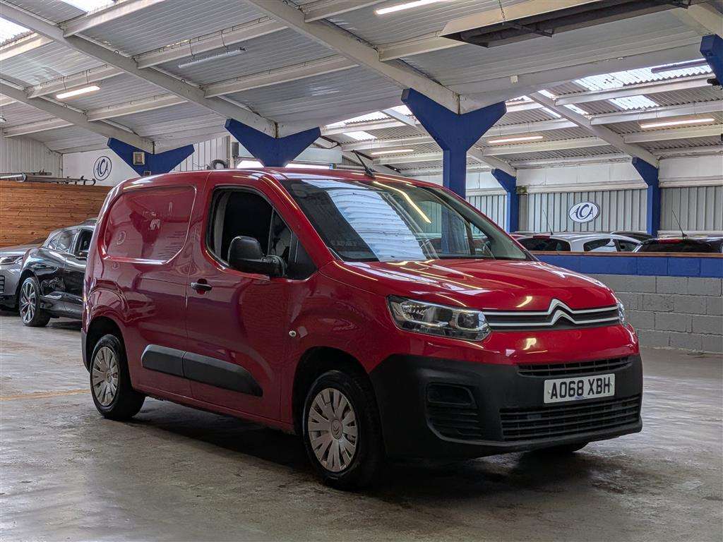 <p>2019 CITROEN BERLINGO 650 X BLUEHDI</p>