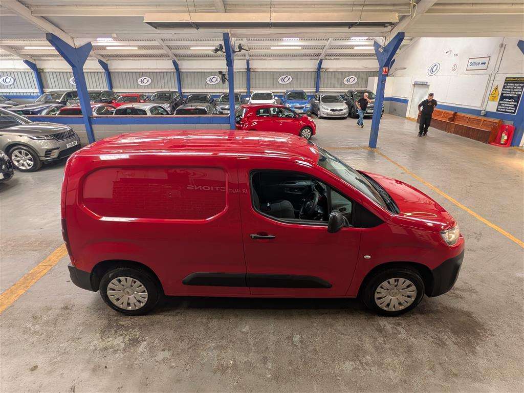 <p>2019 CITROEN BERLINGO 650 X BLUEHDI</p>