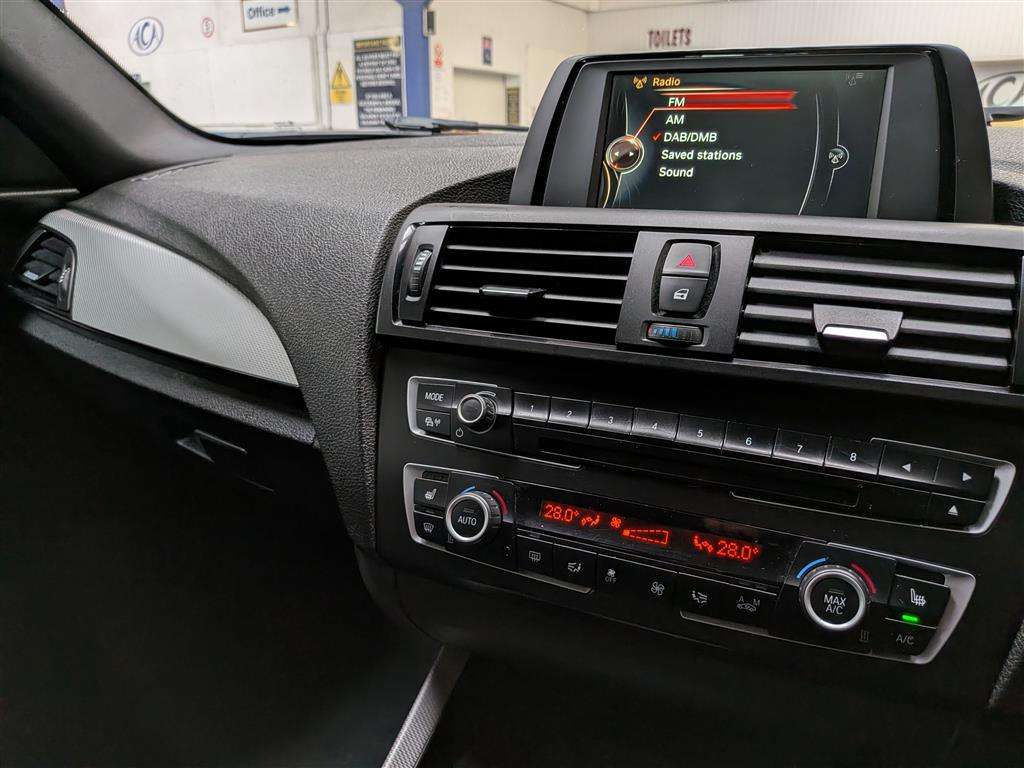<p>2015 BMW 120D M SPORT AUTO</p>