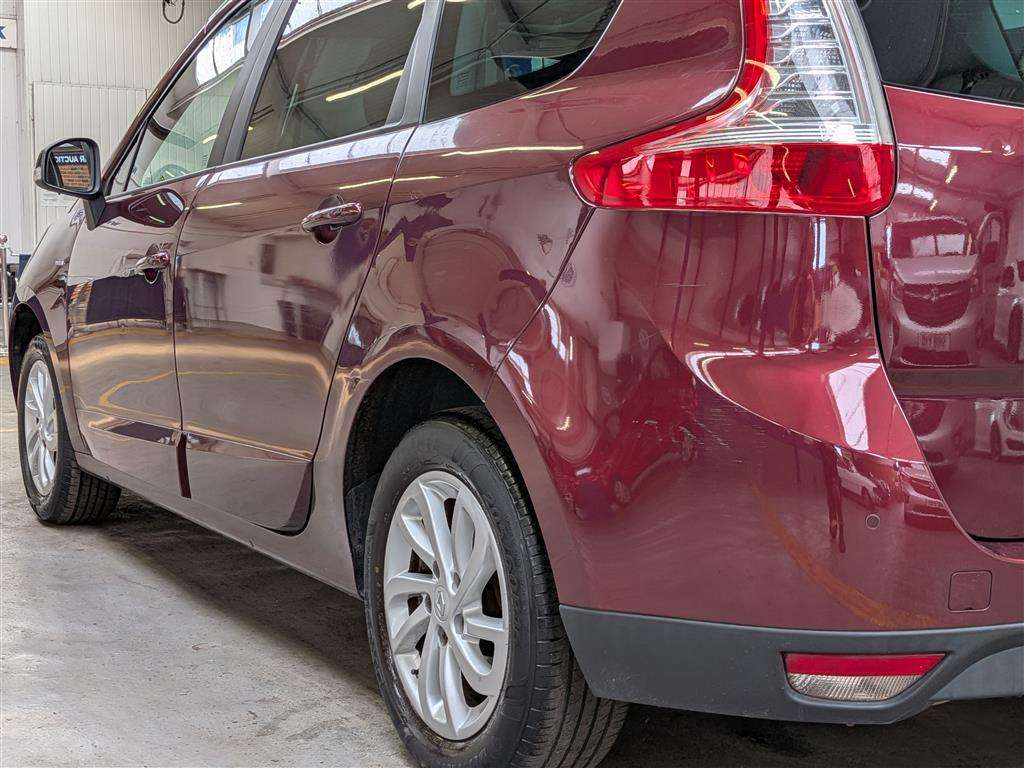 <p>2016 RENAULT GRAND SCENIC LIMITED NAV</p>