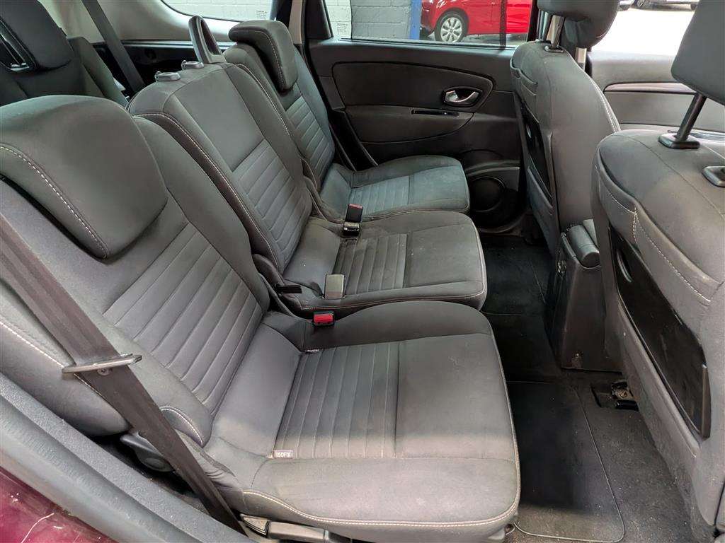 <p>2016 RENAULT GRAND SCENIC LIMITED NAV</p>