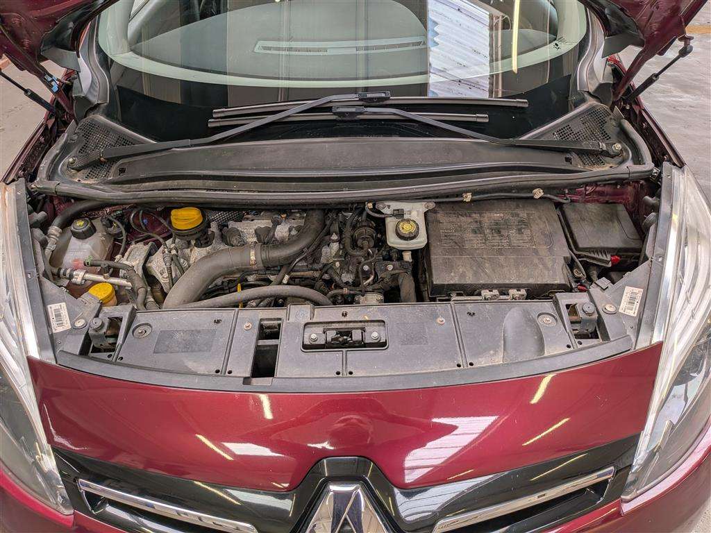 <p>2016 RENAULT GRAND SCENIC LIMITED NAV</p>