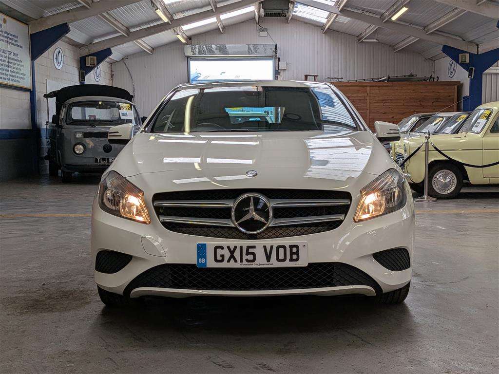 <p>2015 MERCEDES-BENZ A180 BLUEEFFICIENCY SPORT</p>