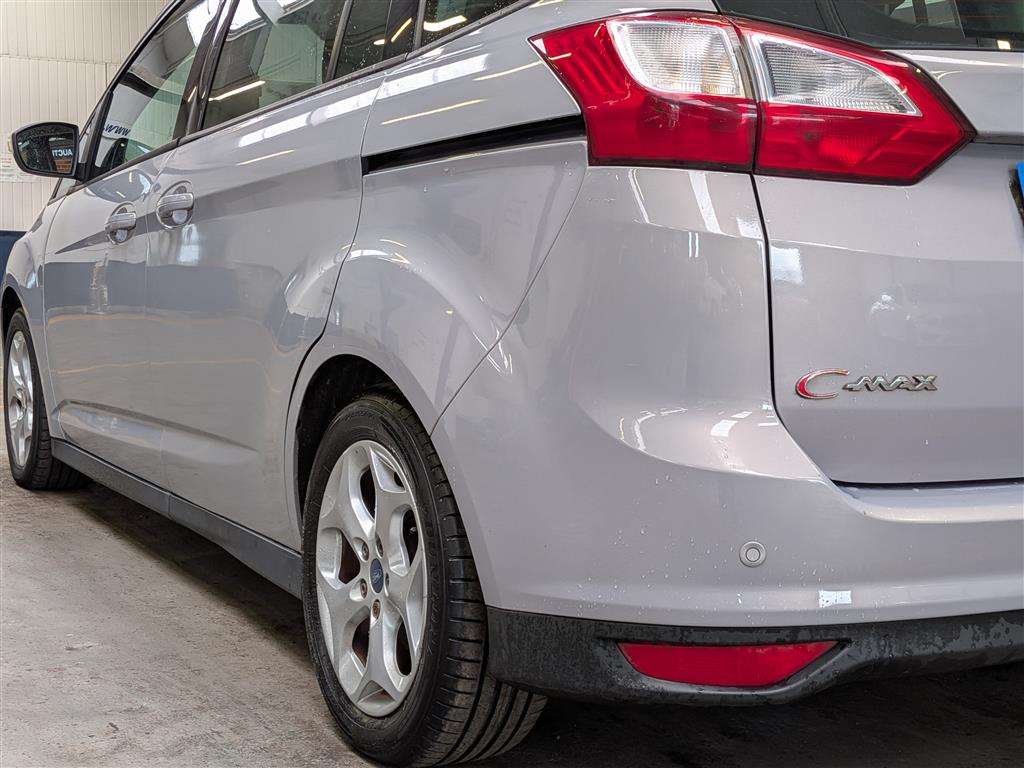 <p>2012 FORD GRAND C-MAX ZETEC</p>