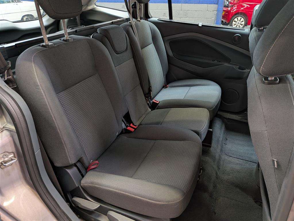<p>2012 FORD GRAND C-MAX ZETEC</p>