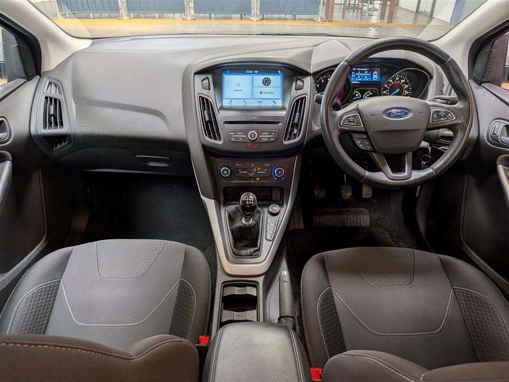 <p>2016 FORD FOCUS ZETEC</p>