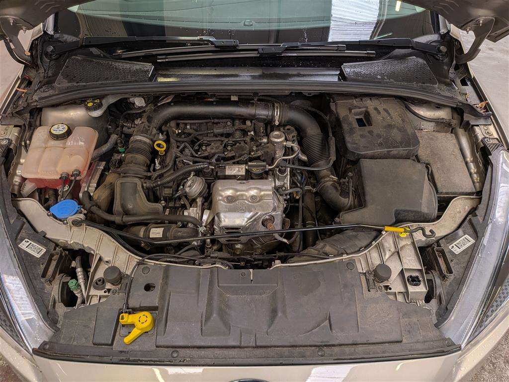 <p>2016 FORD FOCUS ZETEC</p>