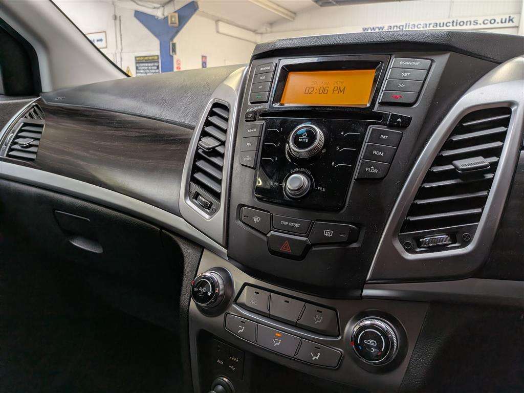 <p>2015 SSANGYONG KORANDO SE4</p>