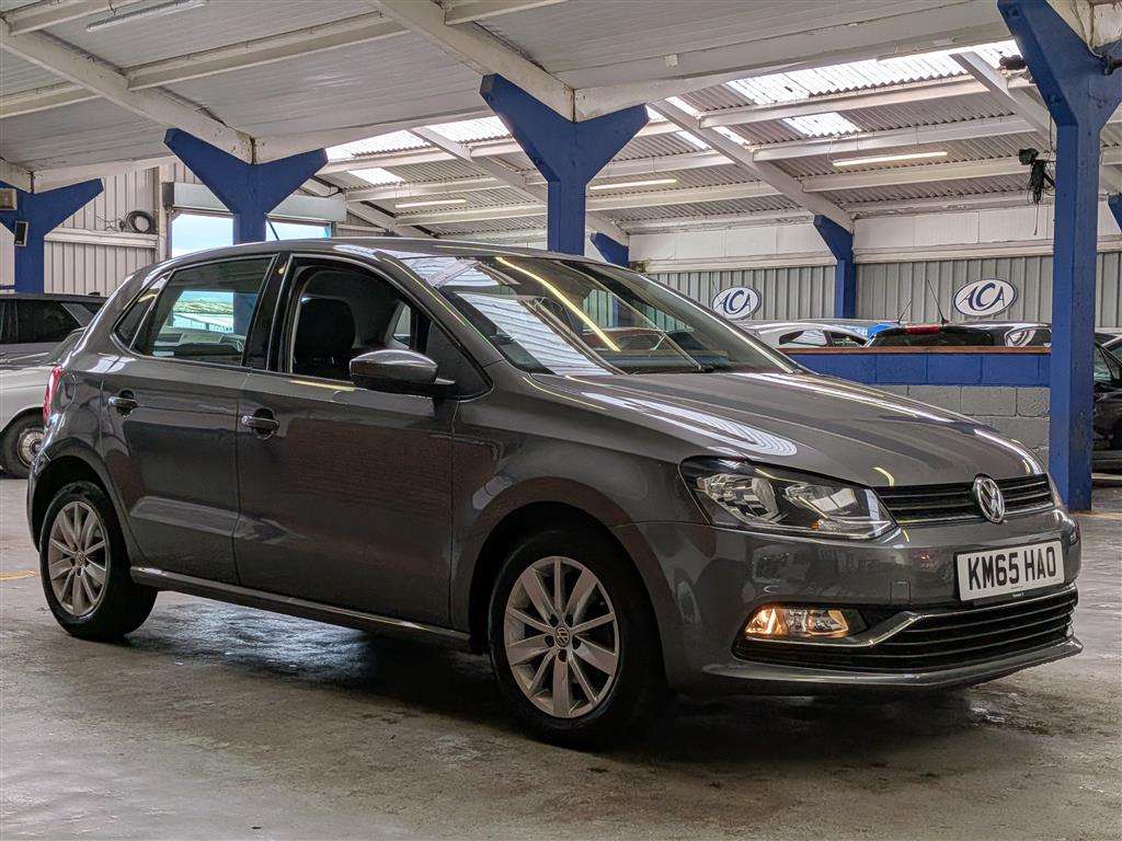 <p>2015 VOLKSWAGEN POLO SE TSI</p>